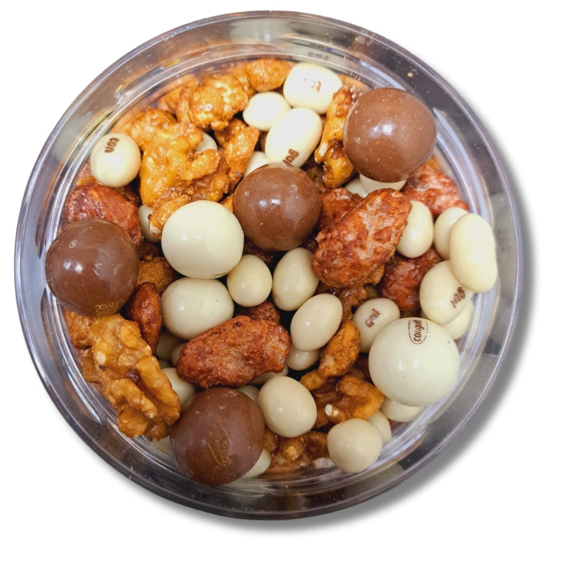 TARRO CRUNCHY OCTOGONAL - CACAHUETES y ALMENDRAS GARRAPIÑADOS, CEREALES CHOCOLATEADOS Y NUECES CARAMELIZADAS | | FORMATO 1,8 KG
