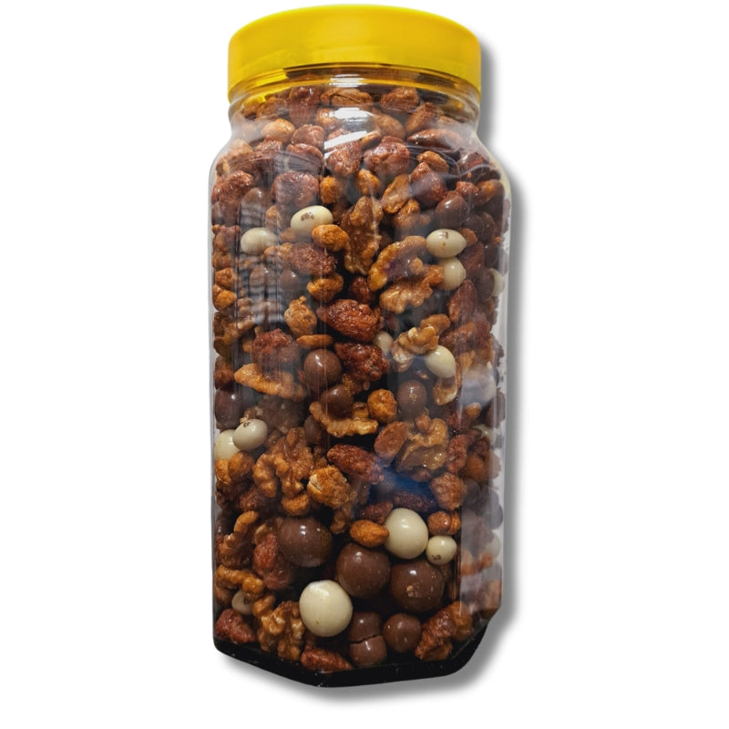 TARRO CRUNCHY OCTOGONAL -  CACAHUETES y ALMENDRAS GARRAPIÑADOS, CEREALES CHOCOLATEADOS Y NUECES CARAMELIZADAS |  | FORMATO 1,8 KG
